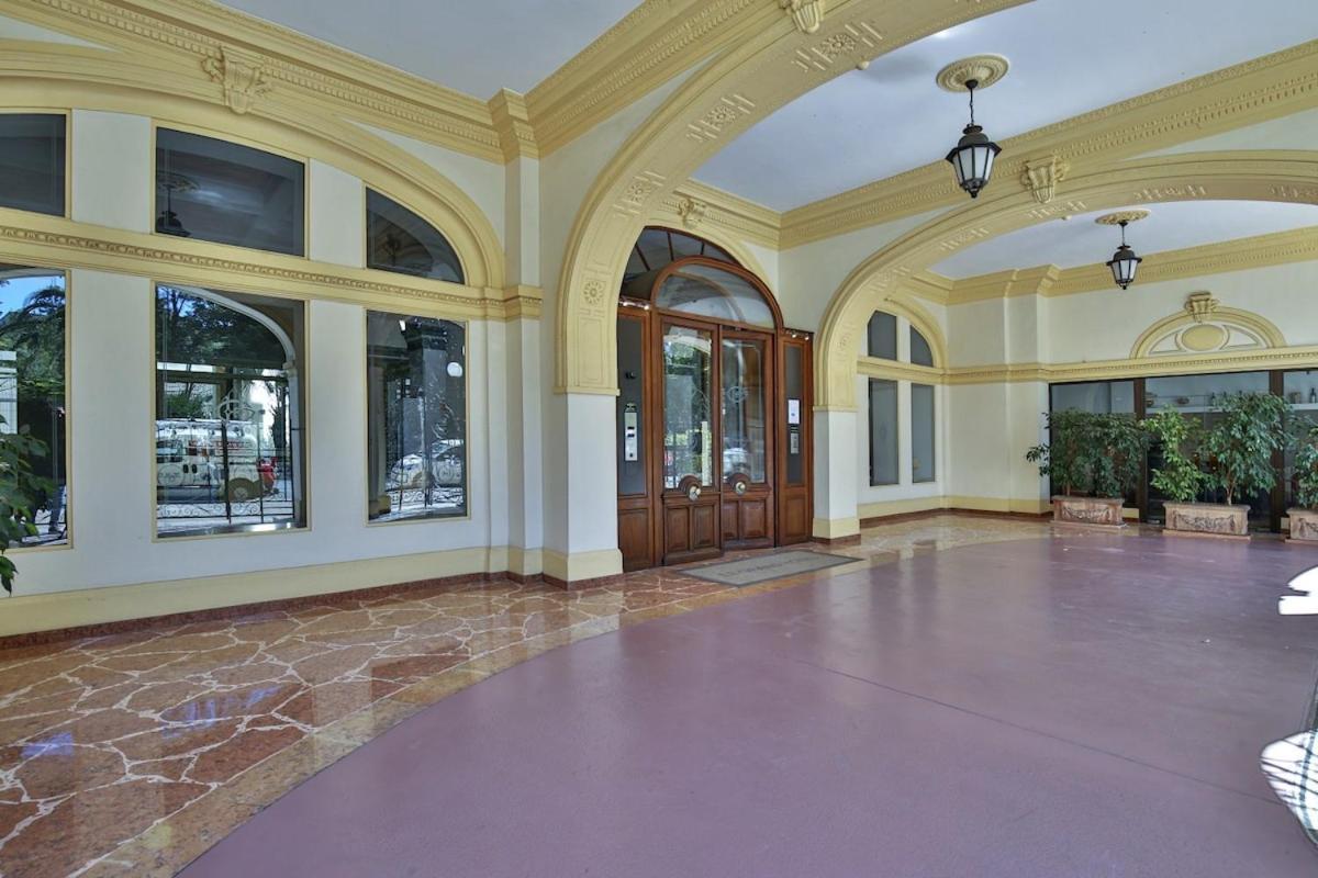 Balcon Vue Coulee Verte. Luxe Plein Coeur De Ницца Экстерьер фото